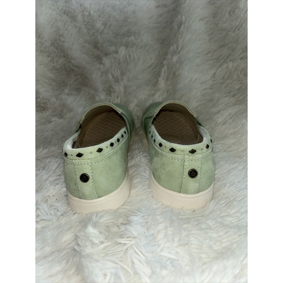 NWOB Spenco Suede Slip On Flat Shoes Size 7.5B - Picture 4 of 10